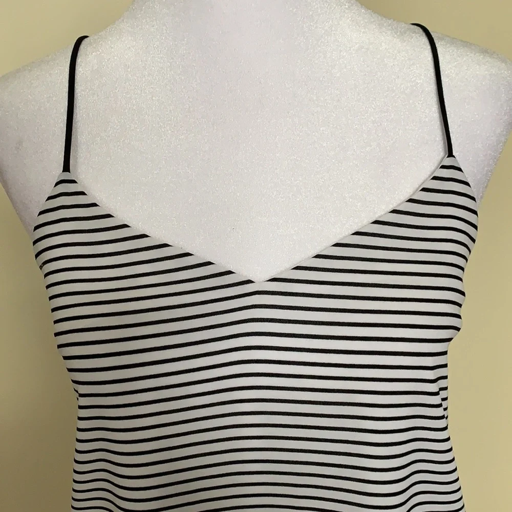 Express top - Picture 3 of 5
